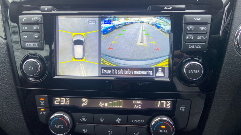 Nissan Qashqai 1.5 dCi N-Connecta 5dr Diesel Hatchback